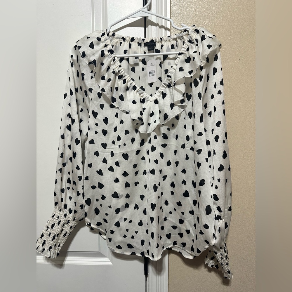 Ann Taylor Heart Blouse NWT Size Small